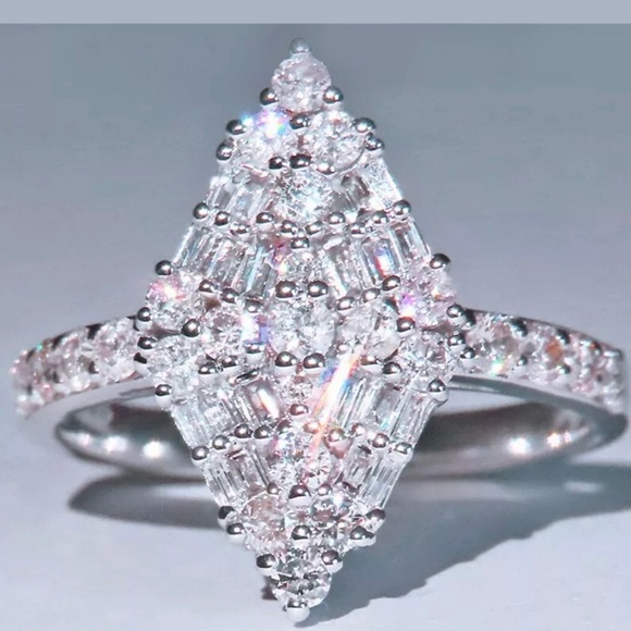 NWT White Sapphire Marquis Ring - Picture 3 of 5